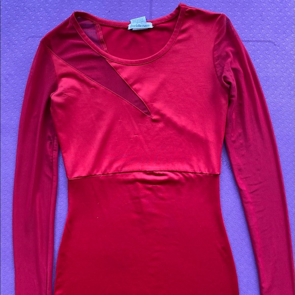 Dresses & Skirts - Curvy short red dress with slight fishnet design